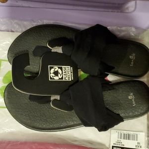 Women's Yoga Sling 2 Black Size 10 Brand New